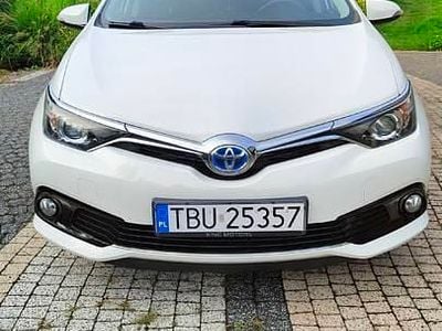 Używany 2017 Toyota Auris Hybrid | 57 000 zł (Uczciwa cena)