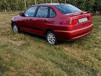 Używany 1999 Seat Cordoba | 2000 zł