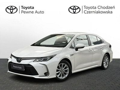 Używany Toyota Corolla Comfort 122 KM (89 kW) 2021 Biały Sedan/Limuzyna
