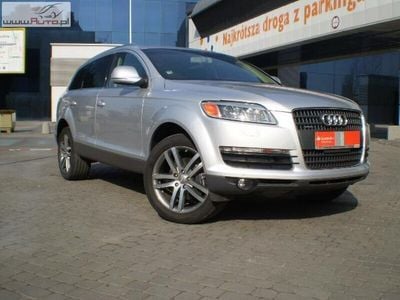 Szary (metalik) Używany 2007 Audi Q7 SUV | 36 000 zł