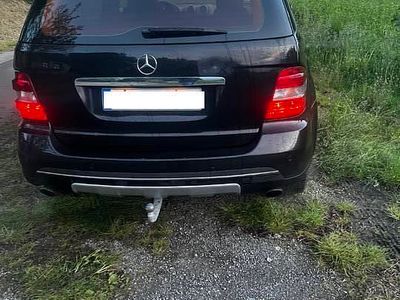 Używany 2006 Mercedes ML350 SUV | 31 000 zł