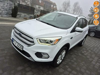 Biały Używany 2016 Ford Kuga SUV | 62 900 zł (Dość drogi)
