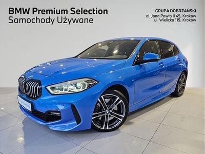 Misano blue metallic metalizowany Używany 2021 BMW 120 Shadowline Hatchback | 112 900 zł