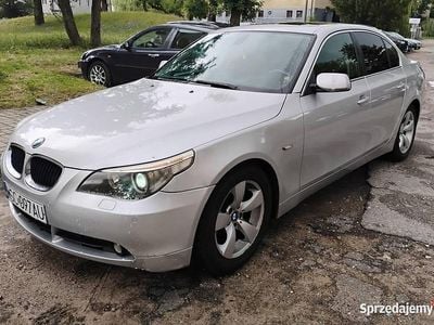 BMW 525