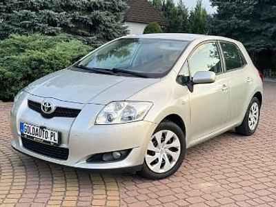 używany Toyota Auris I