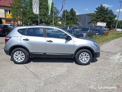 Srebrny Używany 2010 Nissan Qashqai SUV | 26 900 zł (Drogi)