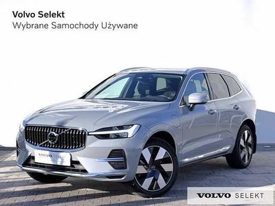 Szary Używany 2025 Volvo XC60 SUV | 239 900 zł (Dość drogi)