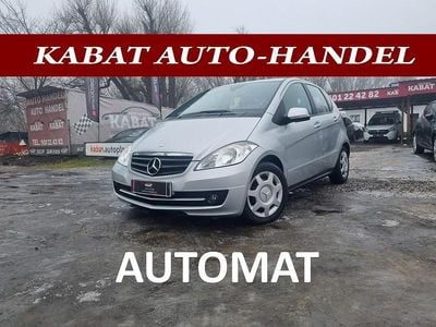 Używany Mercedes A160 95 KM (69 kW) 2010 Srebrny (metalik) Hatchback