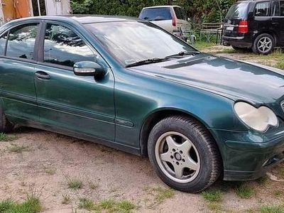 Mercedes C180