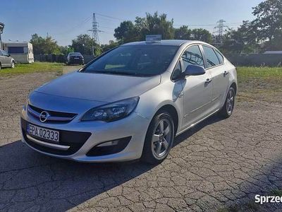 Srebrny Używany 2017 Opel Astra Sedan/Limuzyna | 37 900 zł (Dość drogi)