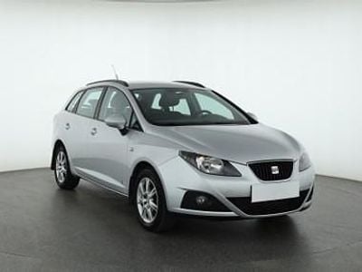 Używany Seat Ibiza ST 86 KM (63 kW) 2011 Srebrny Kombi