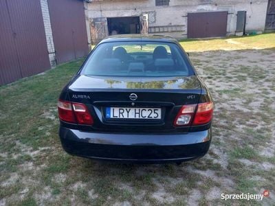 Nissan Almera