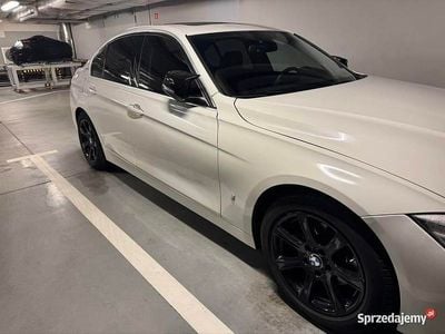 Biały Używany 2017 BMW 330e iPerformance Sedan/Limuzyna | 80 000 zł (Uczciwa cena)