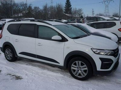 Biały Używany 2022 Dacia Jogger Comfort Minivan | 49 900 zł