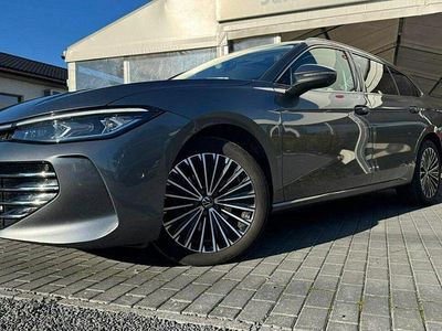 Szary Używany 2024 VW Passat Kombi | 168 700 zł