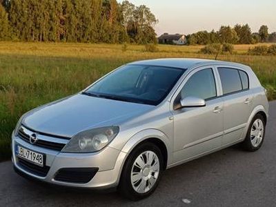 używany Opel Astra 1.9 mały przebieg zadbana serwisowana sprawdź