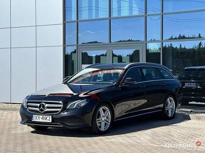 Mercedes E200
