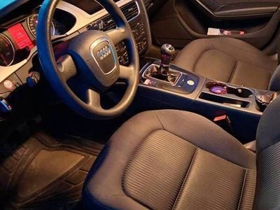 Używany Audi A4 2011 Czarny Kombi