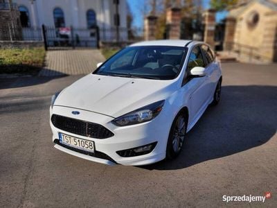 Używany Ford Focus ST-Line 2016 Biały Hatchback