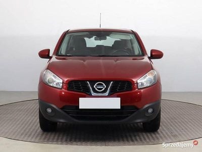 Używany Nissan Qashqai 2012 Czerwony SUV