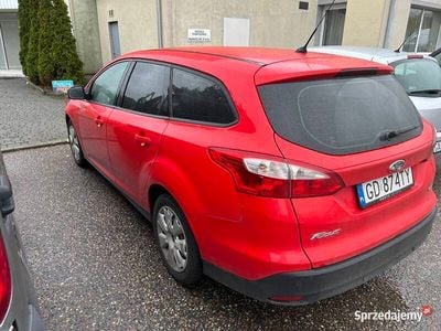 Czerwony Używany 2013 Ford Focus | 10 800 zł