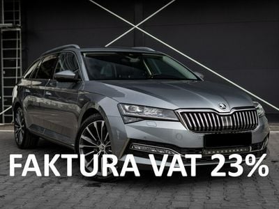 Srebrny (metalik) Używany 2021 Skoda Superb Kombi | 135 500 zł