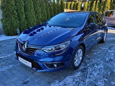 Używany Renault Mégane IV 115 KM (84 kW) 2018 Niebieski (metalik, perła) Hatchback