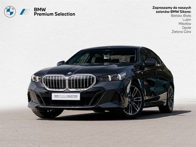 Szary sophisto z brylantowym połyskiem metalizowany Używany 2024 BMW 520 Comfort Edition Sedan/Limuzyna | 237 900 zł (Super Cena)