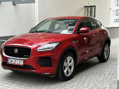 Używany Jaguar E-Pace 179 KM (131 kW) 2019 Bordowy (metalik) SUV