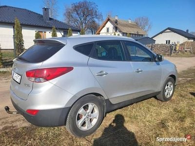 Srebrny Używany 2010 Hyundai Tucson SUV | 32 800 zł (Dość drogi)