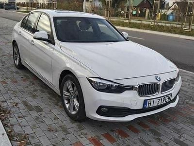 Biały Używany 2016 BMW 328 Sedan/Limuzyna | 72 000 zł (Uczciwa cena)