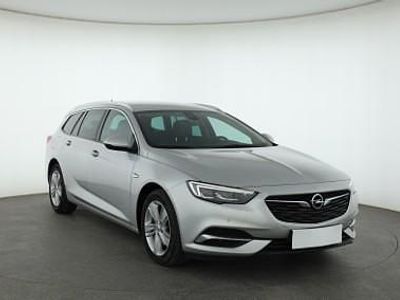 Używany Opel Insignia 170 KM (125 kW) 2019 Srebrny Kombi