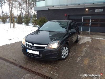 używany Opel Astra Gaz-Polski Salon-Rejestracja 2012r.