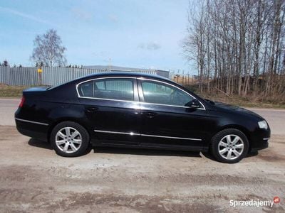 Używany VW Passat R 2005 Czarny Sedan/Limuzyna