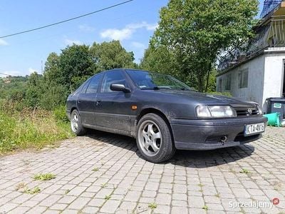 Szary Używany 1996 Nissan Primera Hatchback | 3900 zł