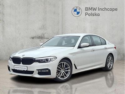 Alpine white 3 Używany 2017 BMW 530e iPerformance Sedan/Limuzyna | 99 900 zł