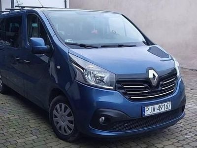 Niebieski Używany 2018 Renault Trafic Minivan | 75 500 zł (Drogi)