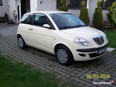 używany Lancia Ypsilon 