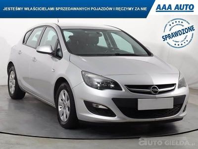 Używany Opel Astra 2014 Srebrny