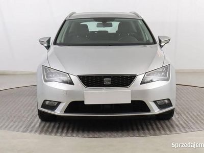 Srebrny Używany 2013 Seat Leon Kombi | 29 499 zł (Dobra cena)