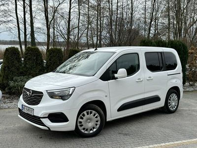 używany Opel Combo 1.5dm 102KM 2019r. 157 000km