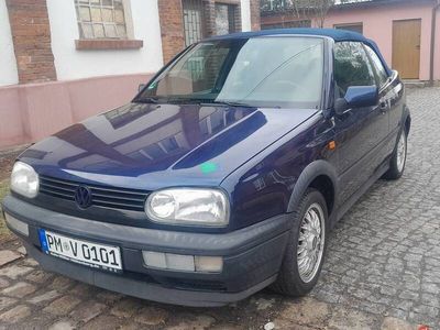 używany VW Golf Cabriolet 1,8 benzyna 1994 rok