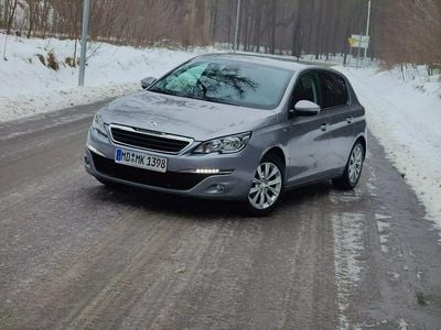 Szary Używany 2017 Peugeot 308 Hatchback | 26 900 zł (Super Cena)
