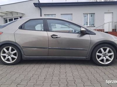 używany Honda Civic VIII (UFO) 1.8 Sport Pierwszy Właściciel