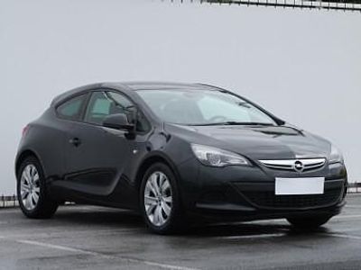 Czarny Używany 2015 Opel Astra Coupe | 22 999 zł (Dobra cena)