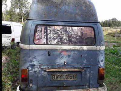 używany VW T2 a/b hemafordyta produkowany tylko w 1972. Kompletny