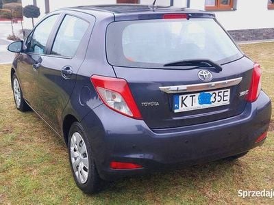 Używany Toyota Yaris 2012 Fioletowy Hatchback