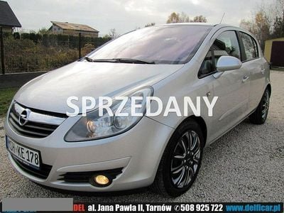 Srebrny Używany 2007 Opel Corsa Sedan/Limuzyna | 15 700 zł (Dość drogi)