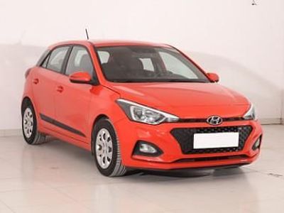 Używany Hyundai i20 84 KM (61 kW) 2020 Czerwony Hatchback