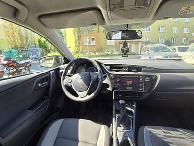Używany Toyota Auris 132 KM (97 kW) 2018 Brązowy Kombi